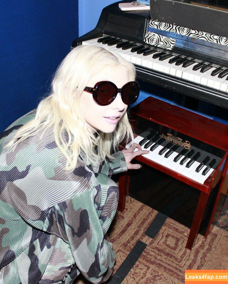 Taylor Momsen / aryelsoul / taylormomsen leaked photo photo #0615