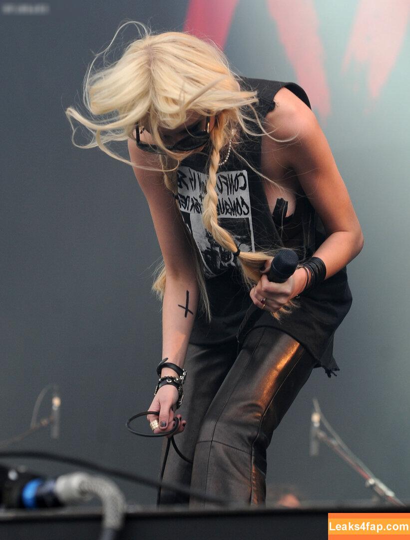 Taylor Momsen / aryelsoul / taylormomsen leaked photo photo #0682
