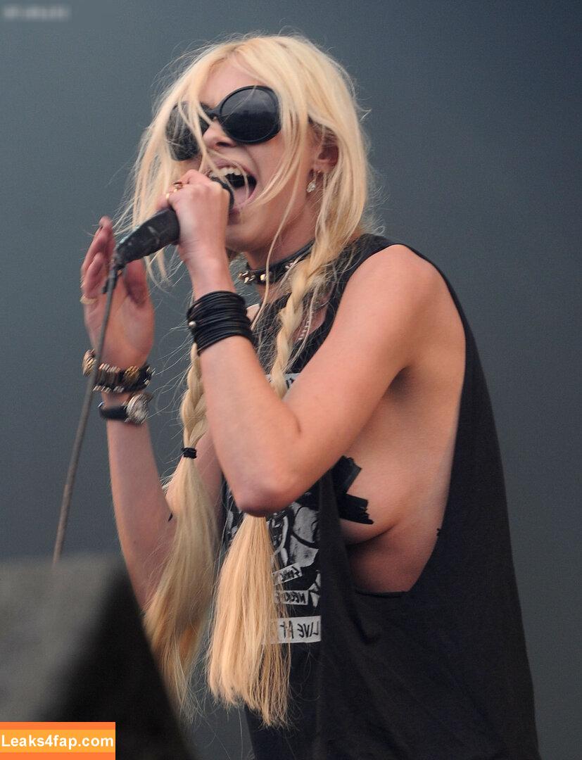 Taylor Momsen / aryelsoul / taylormomsen leaked photo photo #0683