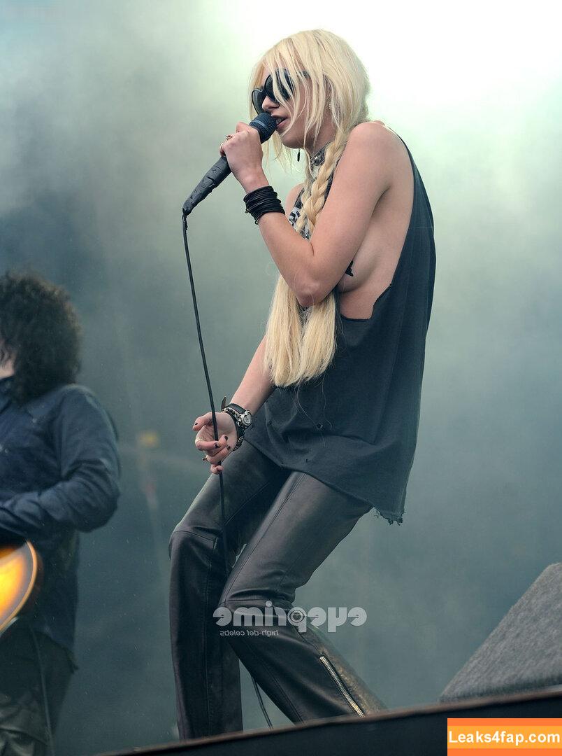 Taylor Momsen / aryelsoul / taylormomsen leaked photo photo #0685