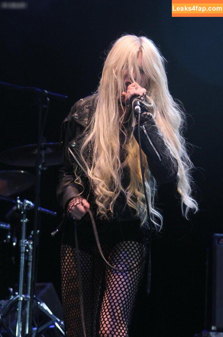 Taylor Momsen / aryelsoul / taylormomsen слитое фото фото #0713