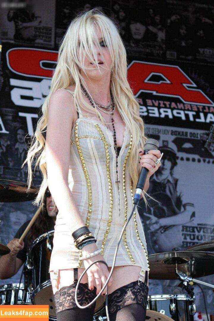 Taylor Momsen / aryelsoul / taylormomsen leaked photo photo #0728