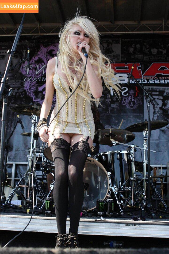 Taylor Momsen / aryelsoul / taylormomsen leaked photo photo #0729