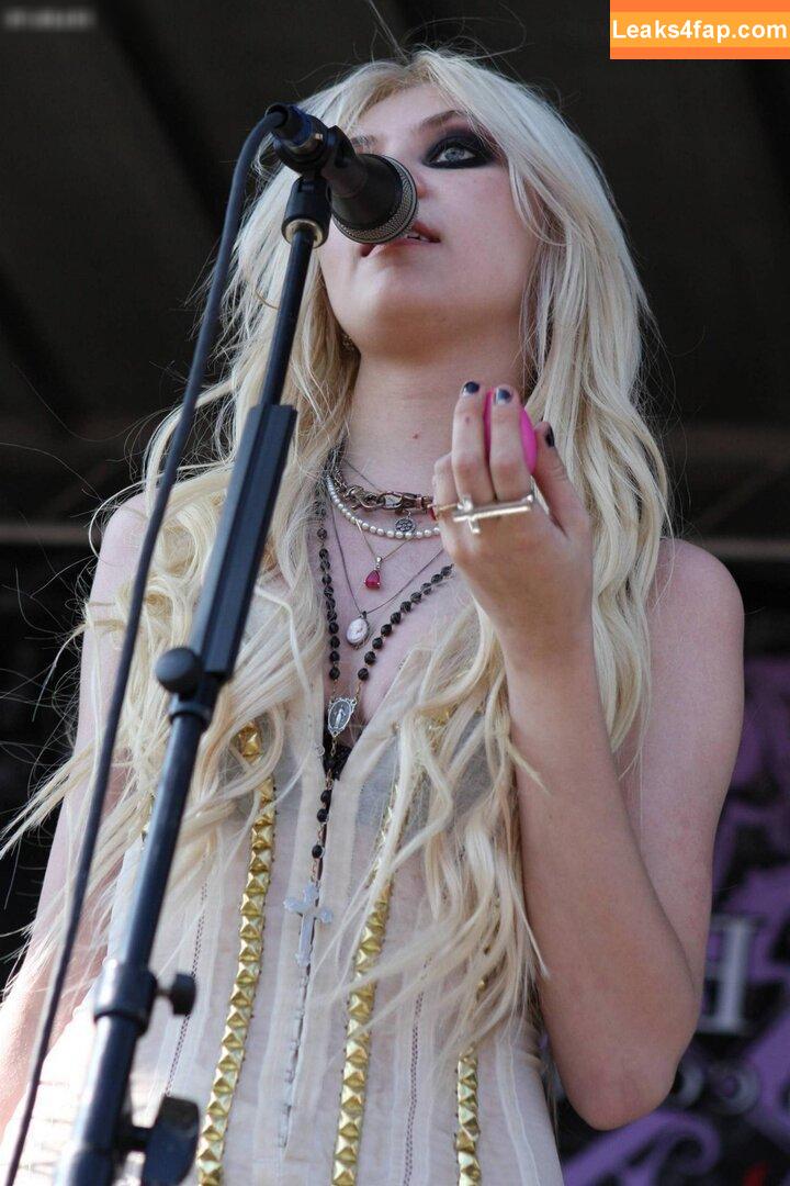 Taylor Momsen / aryelsoul / taylormomsen leaked photo photo #0734