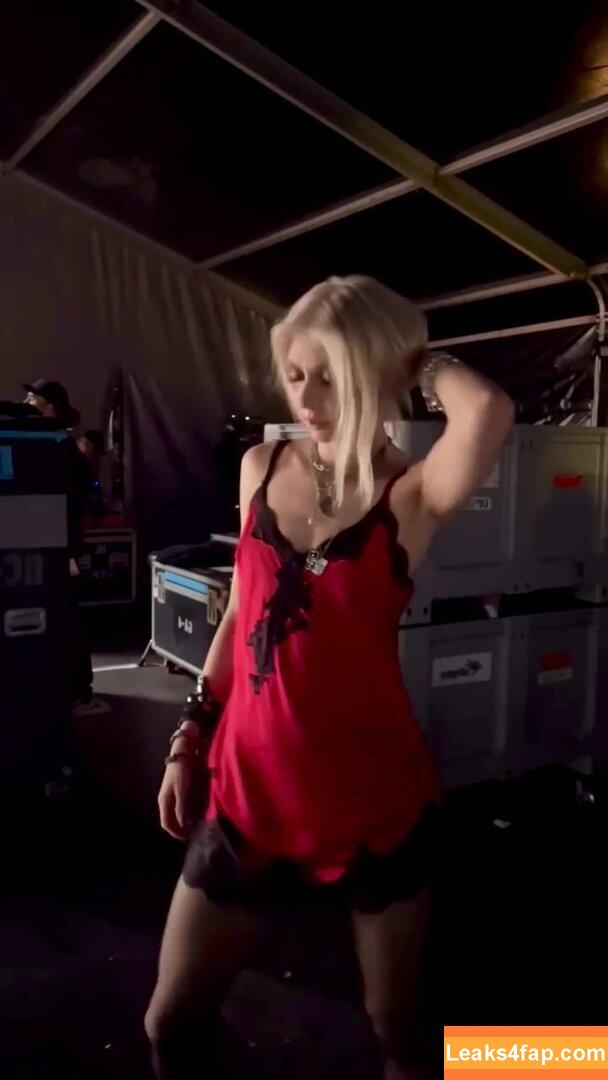 Taylor Momsen / aryelsoul / taylormomsen leaked photo photo #0752