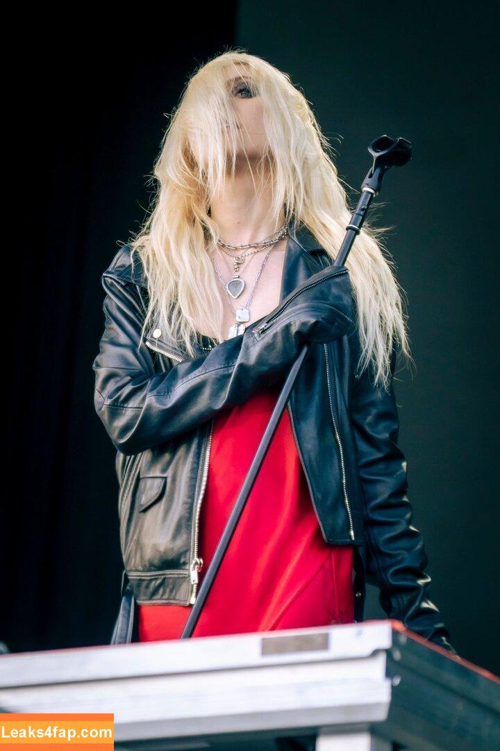 Taylor Momsen / aryelsoul / taylormomsen leaked photo photo #0782