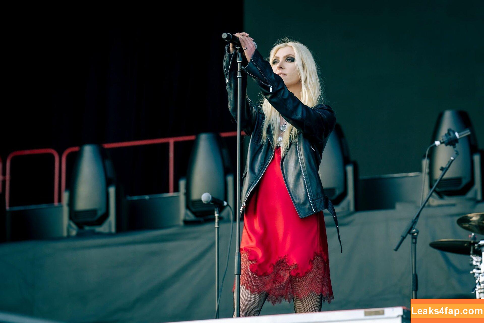 Taylor Momsen / aryelsoul / taylormomsen слитое фото фото #0791