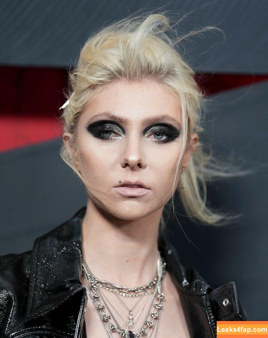 Taylor Momsen / aryelsoul / taylormomsen leaked photo photo #0814