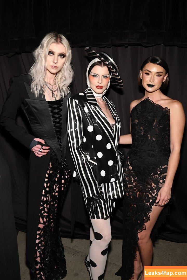 Taylor Momsen free leaks