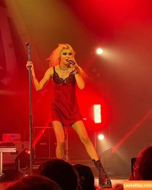 Taylor Momsen photo #0046