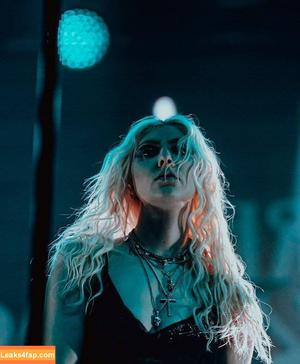 Taylor Momsen photo #0076