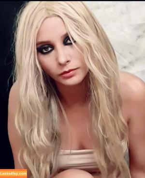 Taylor Momsen photo #0085