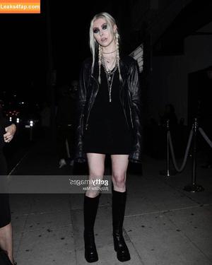 Taylor Momsen photo #0112