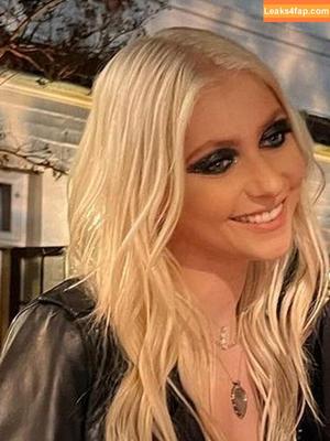 Taylor Momsen photo #0139