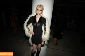 Taylor Momsen photo #0188