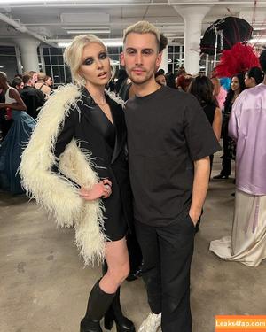 Taylor Momsen photo #0193