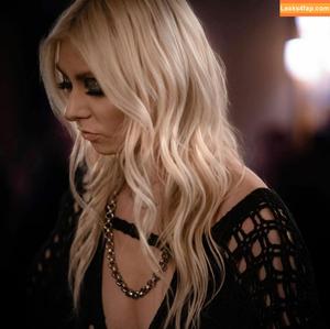Taylor Momsen photo #0213