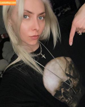 Taylor Momsen photo #0306
