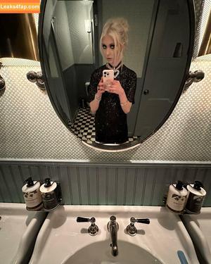 Taylor Momsen photo #0330