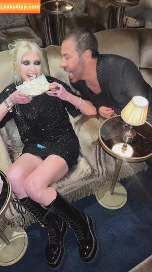 Taylor Momsen photo #0338
