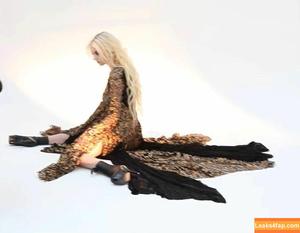 Taylor Momsen photo #0387