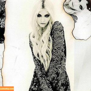 Taylor Momsen photo #0389