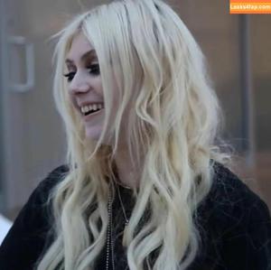 Taylor Momsen photo #0398