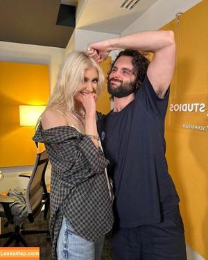 Taylor Momsen photo #0417