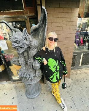 Taylor Momsen photo #0455