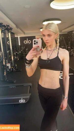 Taylor Momsen photo #0522