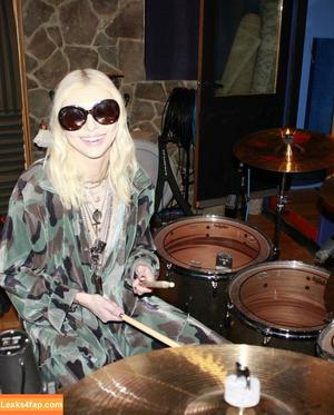 Taylor Momsen photo #0616
