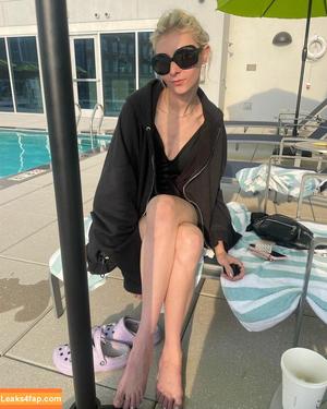 Taylor Momsen photo #0635