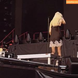 Taylor Momsen photo #0663