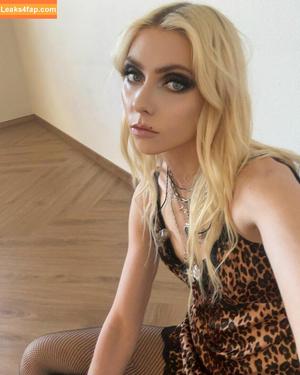 Taylor Momsen photo #0686