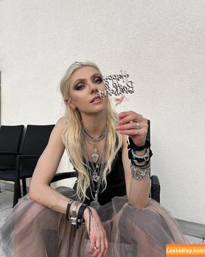 Taylor Momsen фото #0761