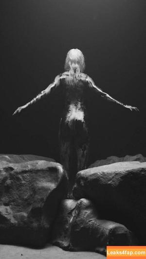 Taylor Momsen photo #0883