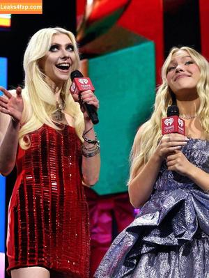 Taylor Momsen photo #0931