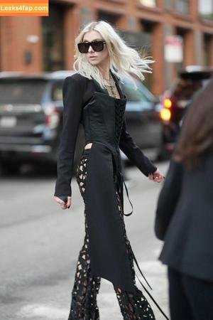 Taylor Momsen photo #0946