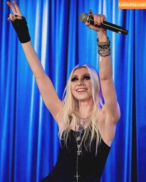 Taylor Momsen photo #1024