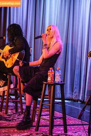 Taylor Momsen photo #1027