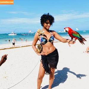 Taylor Rooks photo #0023