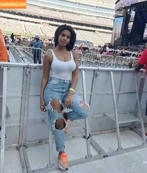 Taylor Rooks фото #0253