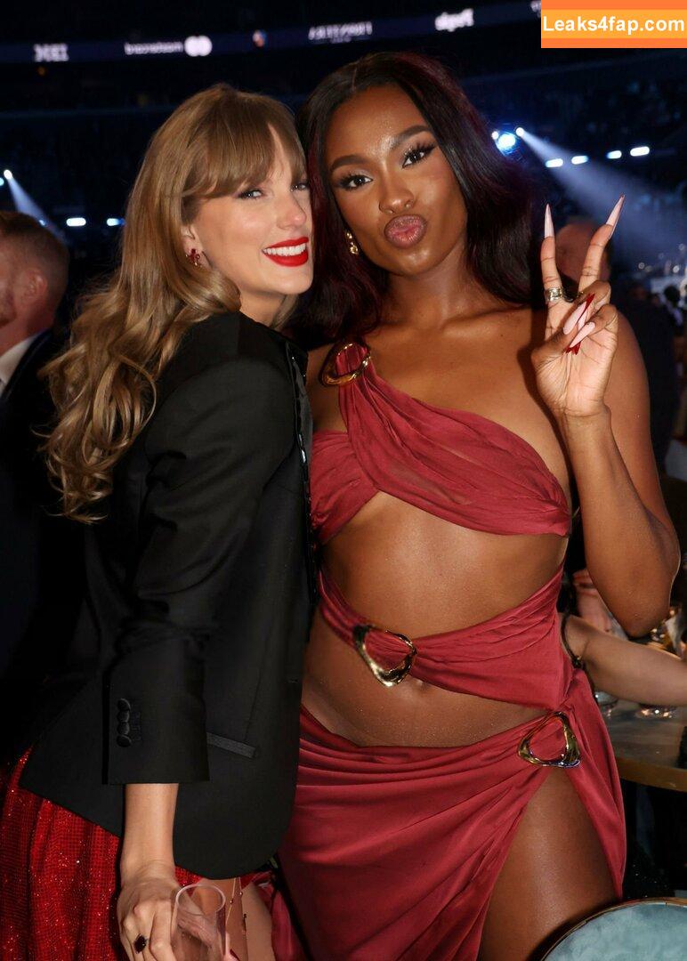 Taylor Swift / shawtiee / taylorswift / taylorswift13 leaked photo photo #9271