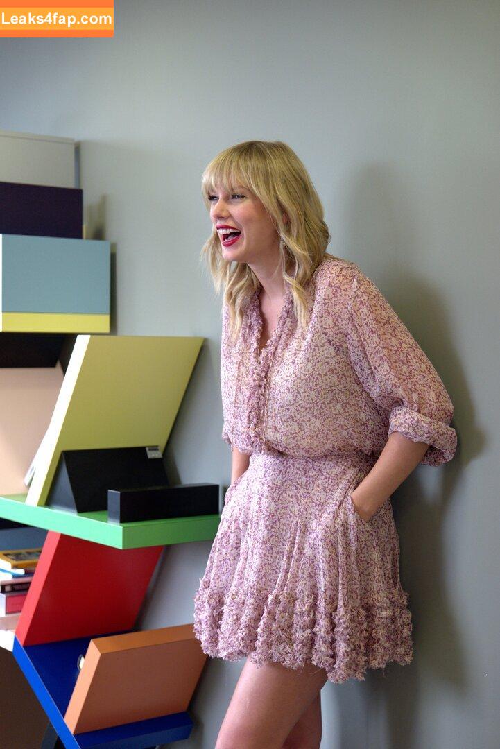 Taylor Swift / shawtiee / taylorswift / taylorswift13 leaked photo photo #9727