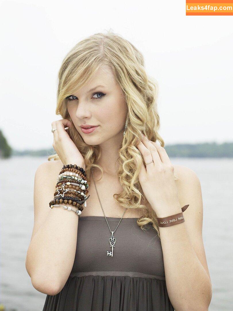 Taylor Swift / biancasotelo14 / shawtiee / taylorswift / taylorswift13 слитое фото фото #9736
