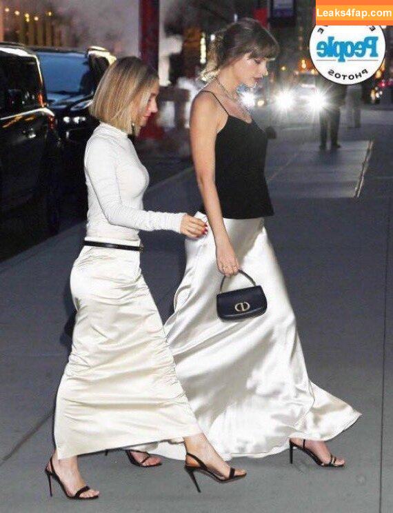 Taylor Swift / shawtiee / taylorswift / taylorswift13 слитое фото фото #9829