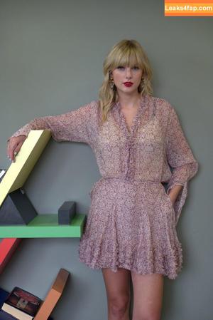 Taylor Swift photo #9724