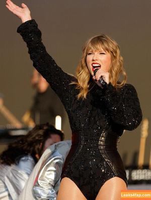 Taylor Swift photo #10066