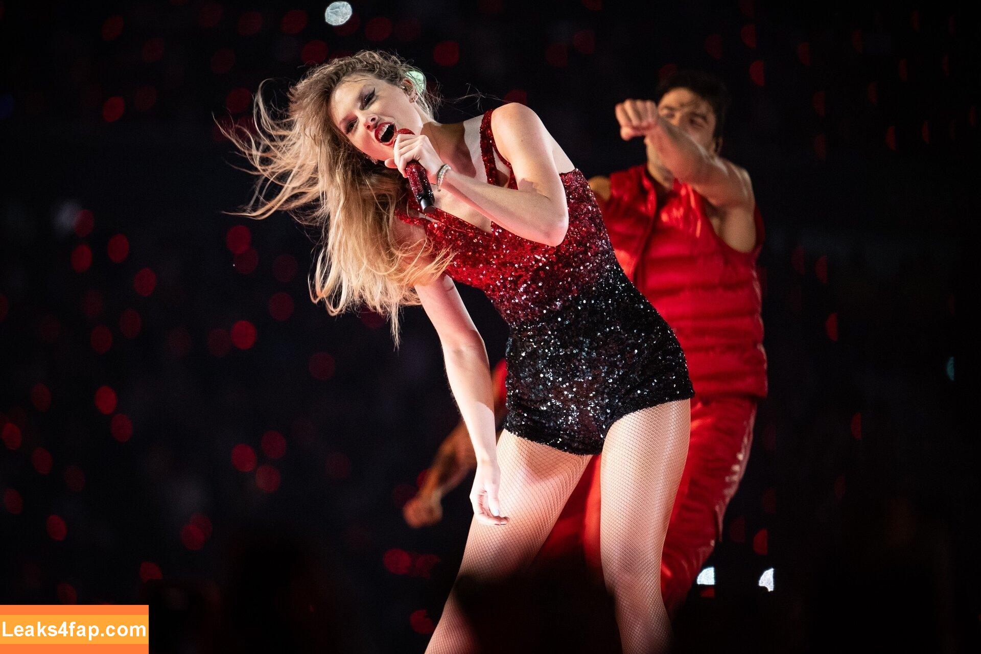 Taylor Swift / TaylorSwift / biancasotelo14 / shawtiee / taylorswift13 leaked photo photo #2069