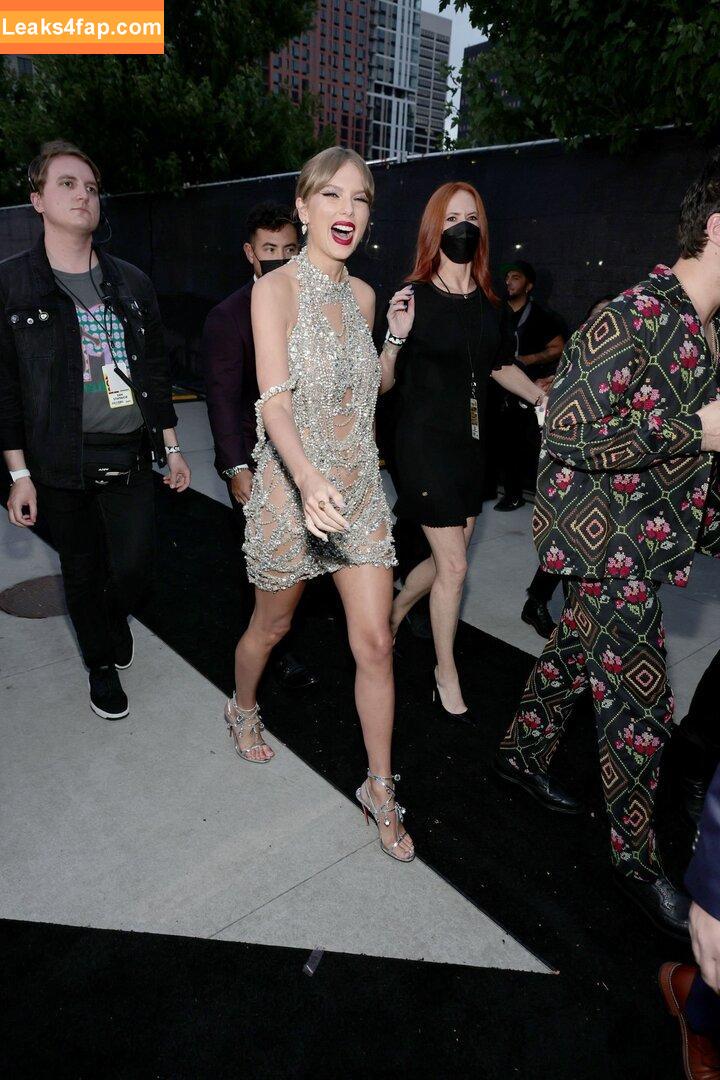 Taylor Swift / shawtiee / taylorswift / taylorswift13 leaked photo photo #2207